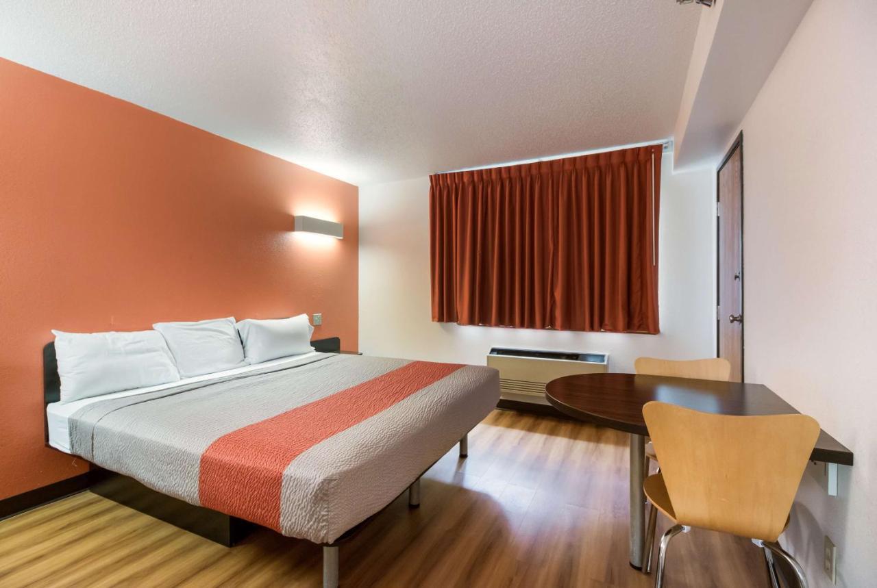 Motel 6-Davenport, Ia Kültér fotó