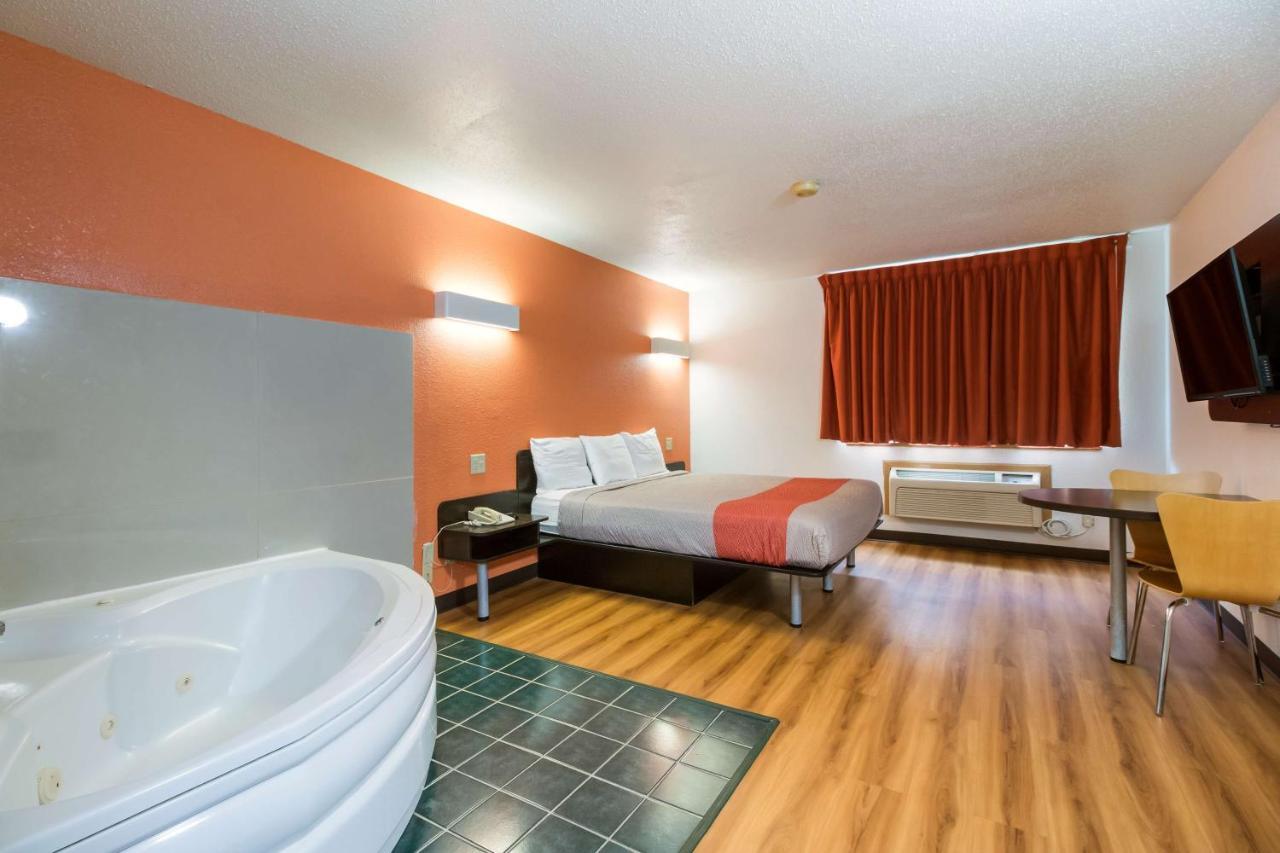 Motel 6-Davenport, Ia Kültér fotó